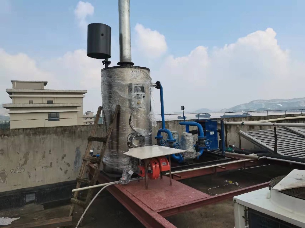 湖北洗浴中心-30萬大卡熱水鍋爐安裝現場